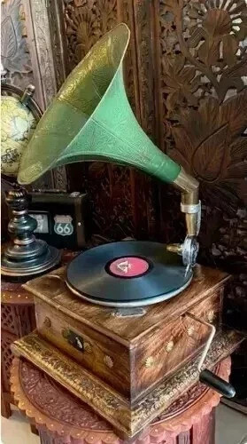 Antique Gramophone, Fully Functional Working Phonograph, win-up record player