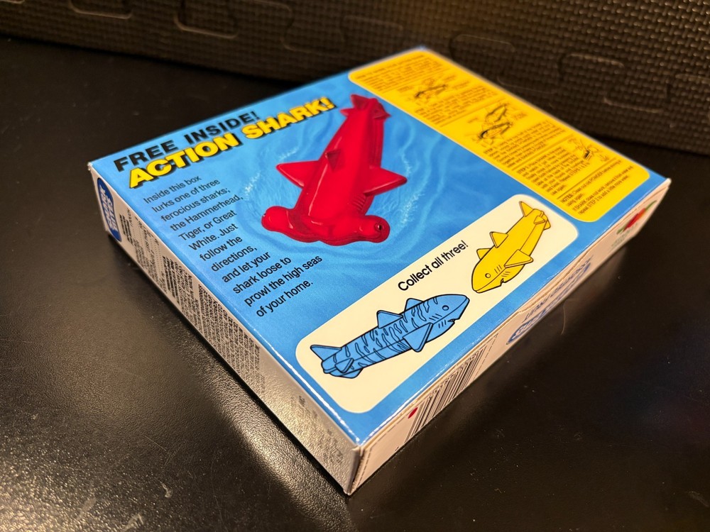 Shark Bites fruit snacks - Empty custom design display box