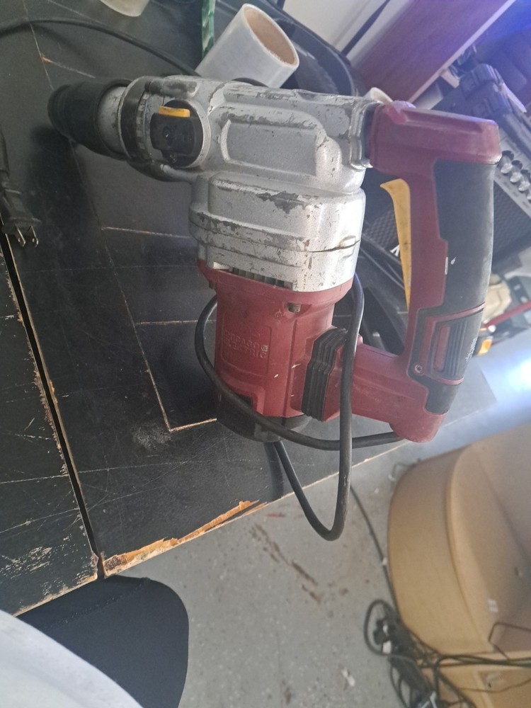 Chicago Rotary Hammer Tool