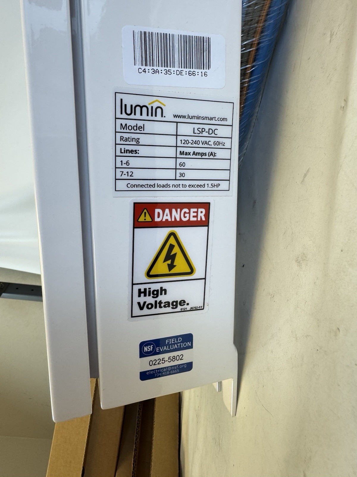 Lumin LSP-DC Smart Electrical Panel for Solar Storage 120-240 VAC, 60Hz -Indoor