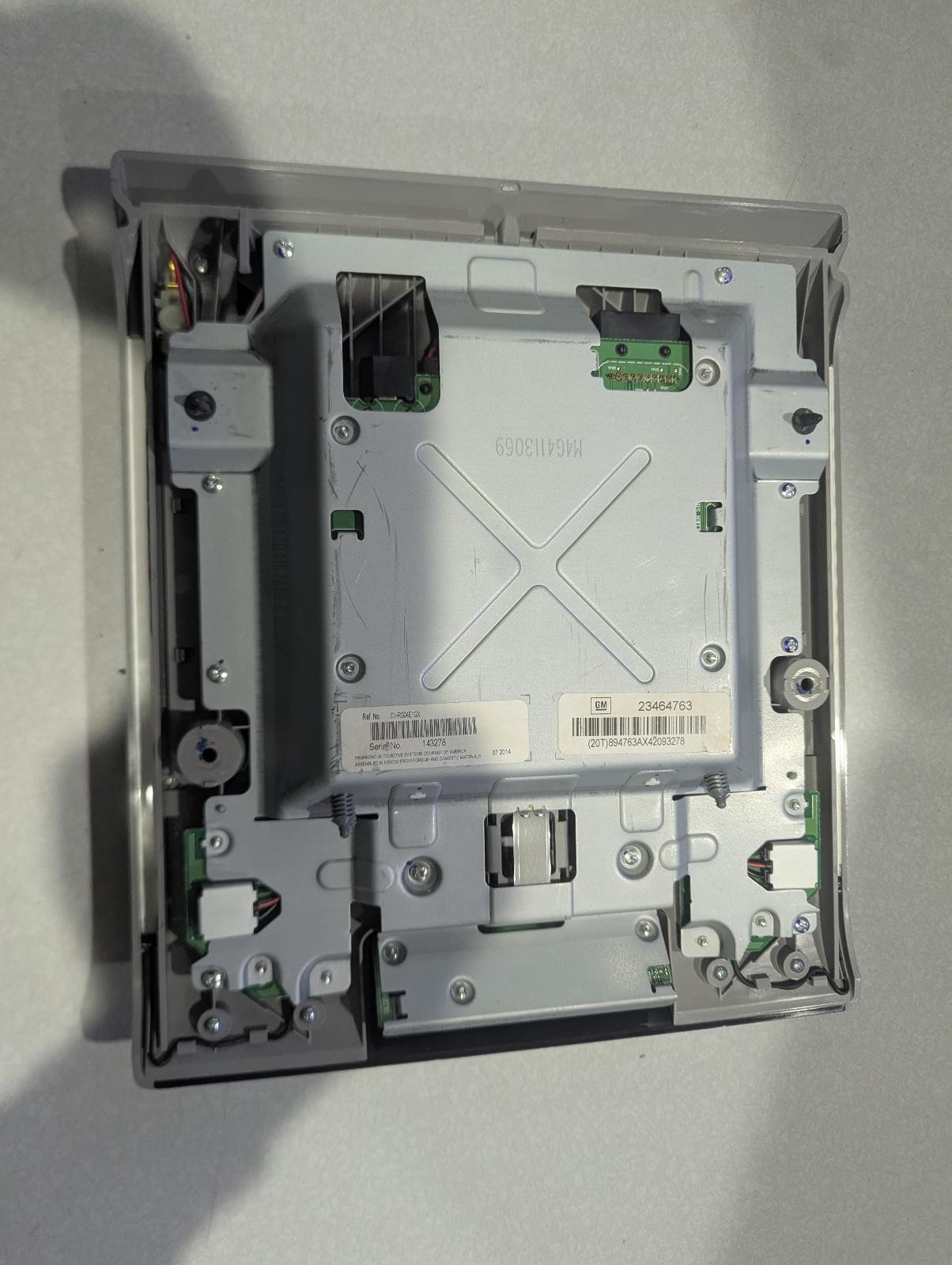 15 ESCALADE Display Screen, Roof Mounted ID# 23464763; Gray