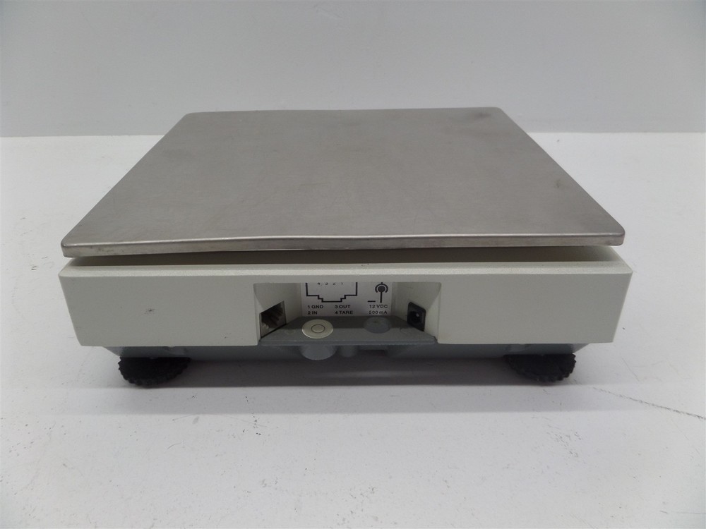 Denver Instruments XL-6100 Digital Laboratory Balance Powers on with Error