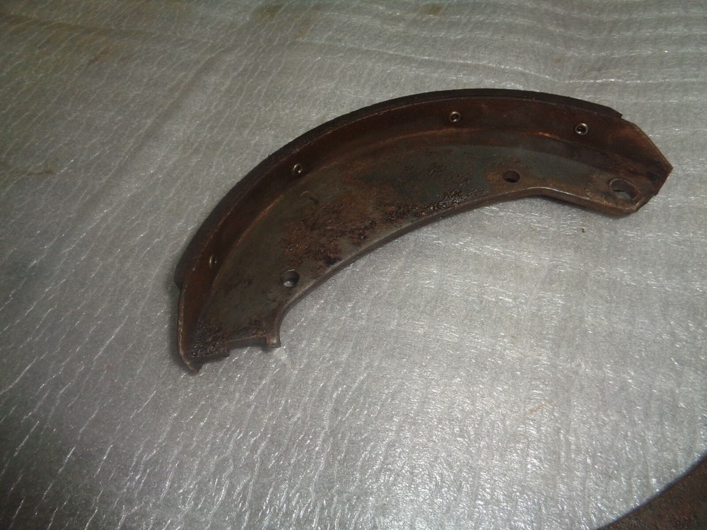 JOHN DEERE H. BRAKE SHOES
