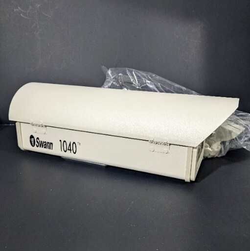 Outdoor Housing for CCTV Camera with Bracket Swann 1040 Locking