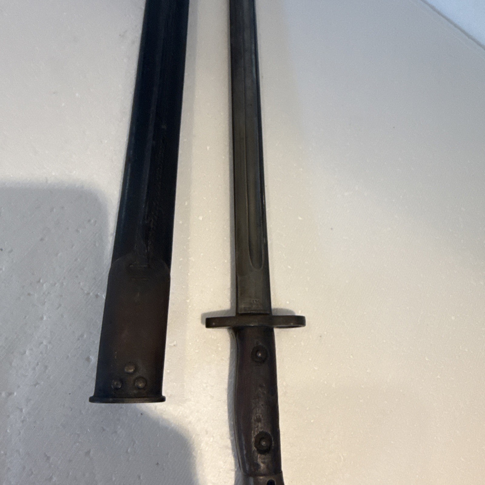 #13-8 WWI P1907 BRITISH SANDERSON ENFIELD RIFLE BAYONET 1917 SCABBARD 1907