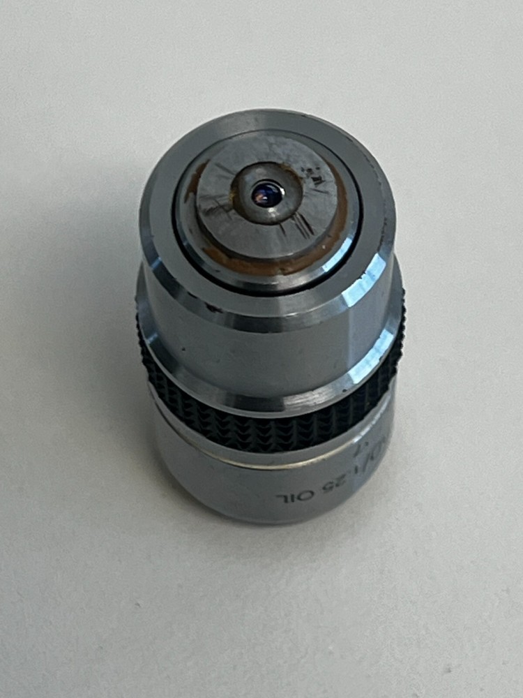 A9: Plan 100/1.25 Oil 160/ Microscope Objective