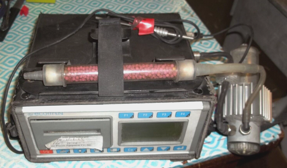 RBR-ECOM EN COMBUSTION GAS FLUE ANALYZER W/ CASE (604)