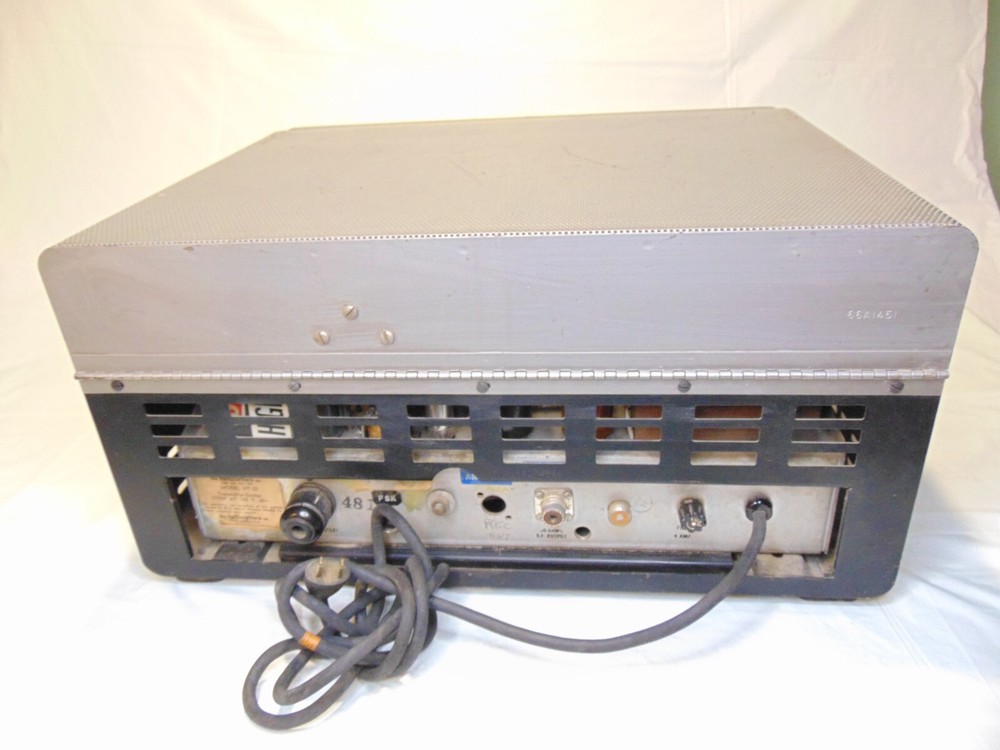 Hallicrafters HT-32 Ham Radio Transmitter