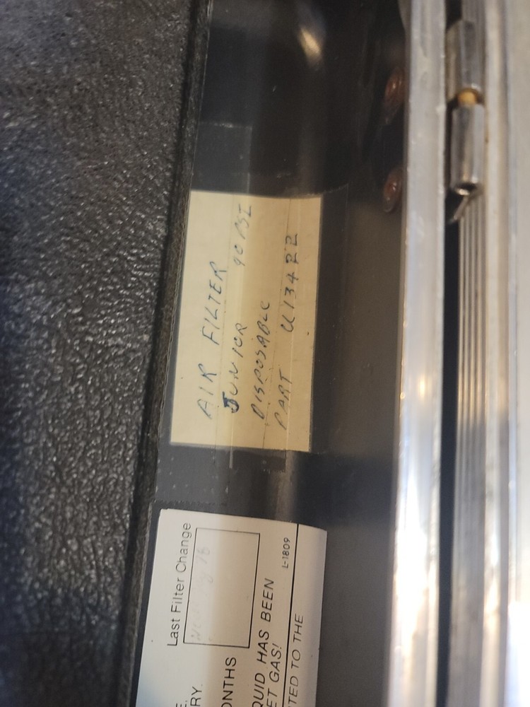 Wallace &Tiernan Pneumatic Calibrator Wally Box