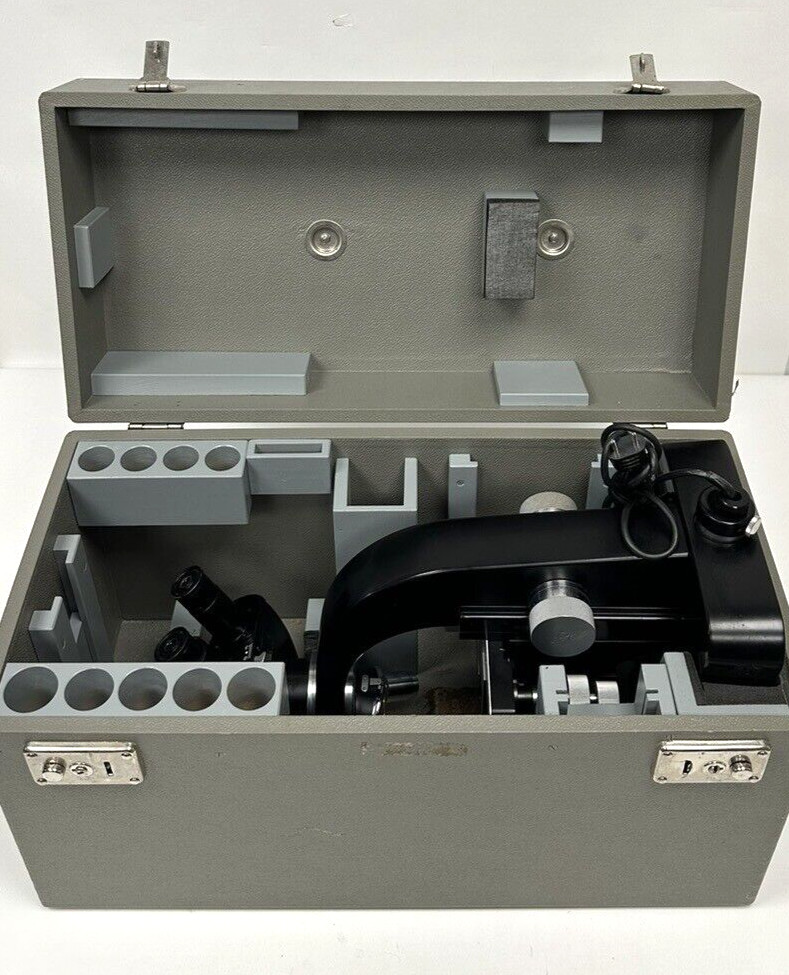 Vintage Leitz Wetzlar Binocular Microscope with Case