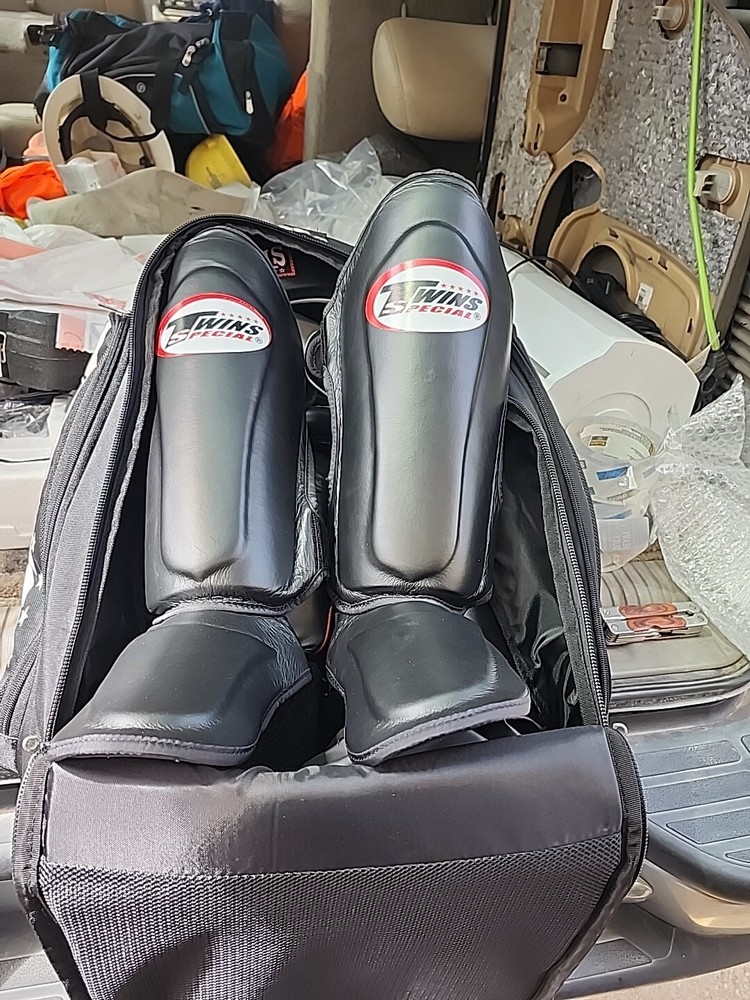 ATA MMA SPARRING GEAR.