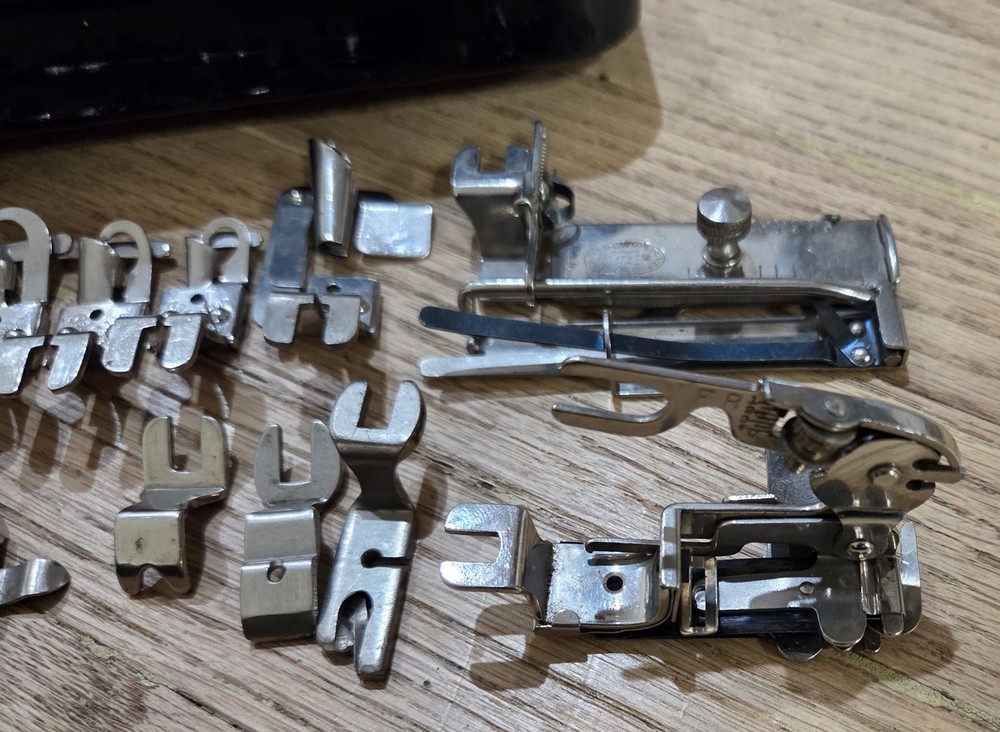 White Sewing Machine Attachments And Case