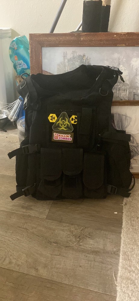 airsoft guns and gears