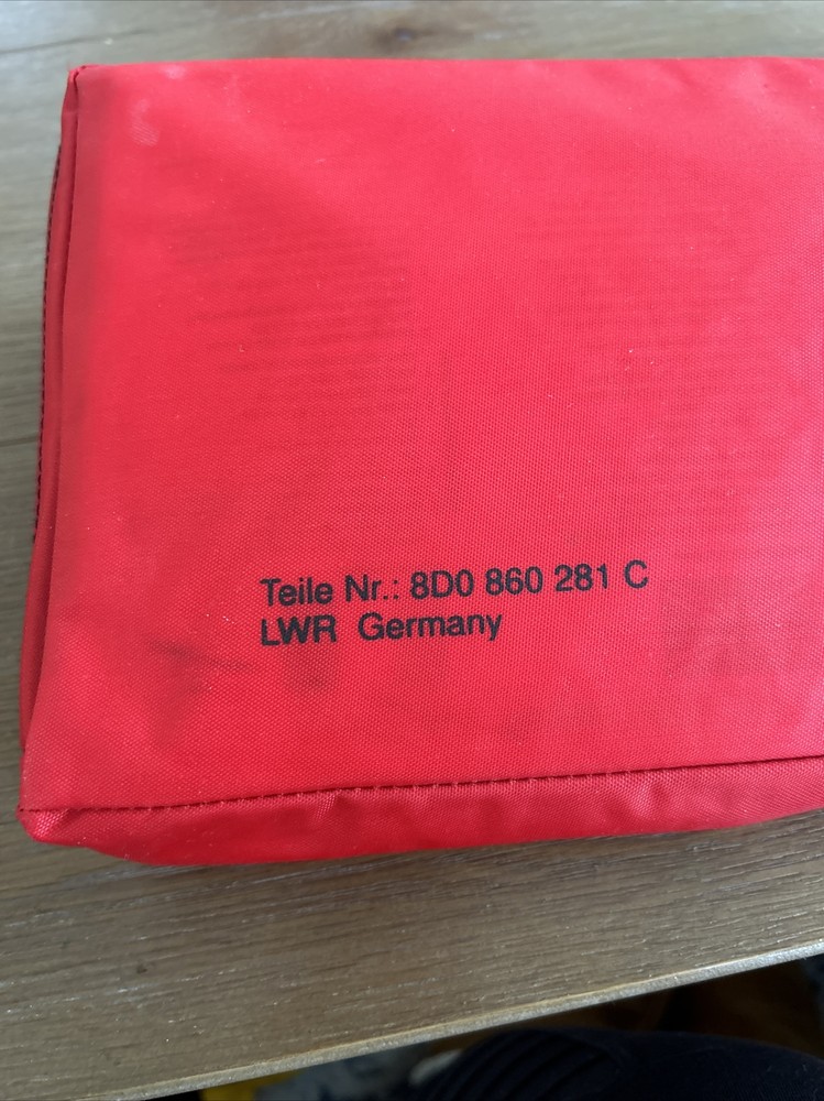 AUDI FIRST AID KIT 13164-B Mostly New