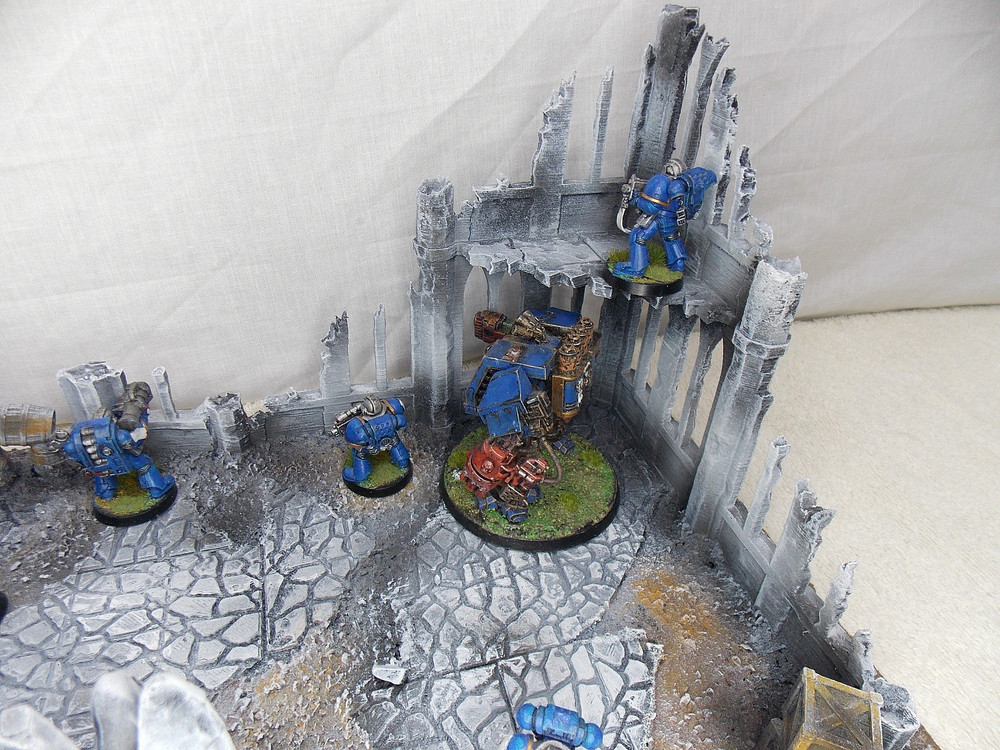 WARGAMING TERRAIN PAINTED BUILDING