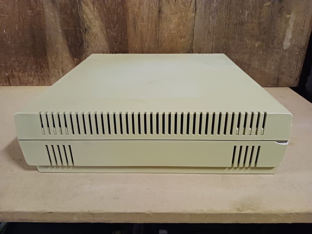 Wang Office Assistant, 80186-based, 512K Memory, (2) 5.25" Floppy Disk Drive