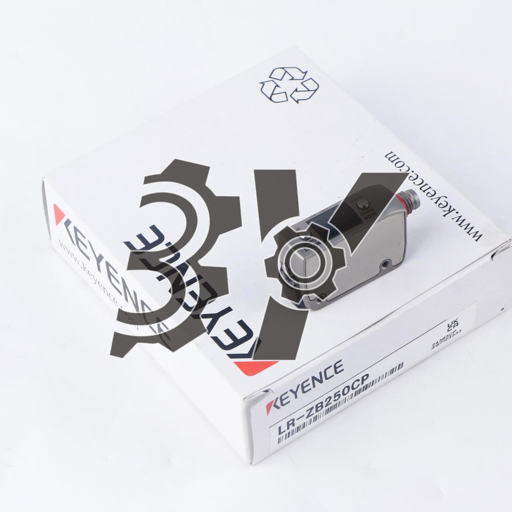 1PCS NEW Keyence LR-ZB250CP Laser sensor