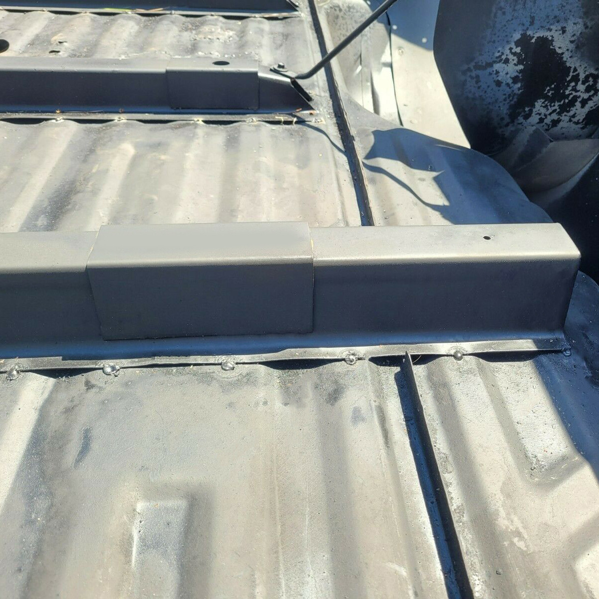 Bed Truck Floor Support Crossmember For 99-18 Ford Super Duty F250 F350