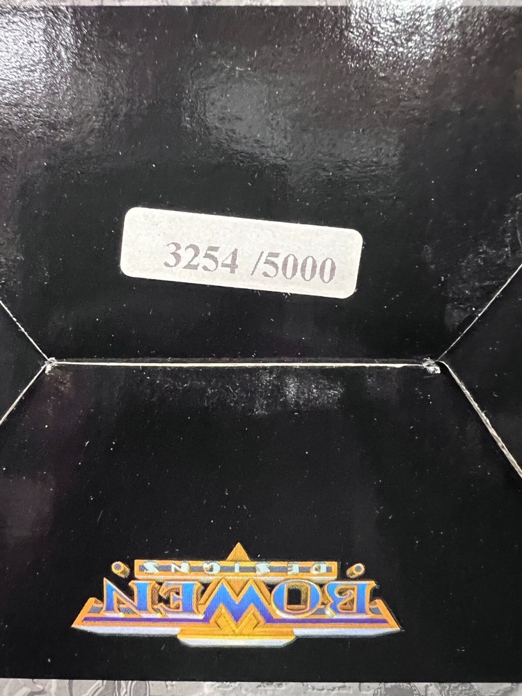 Marvel Bowen Mini-Bust Thanos #4673/5000