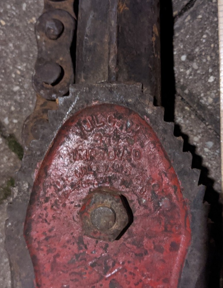 Vintage Vulcan 46" Pipe Chain Wrench Tool