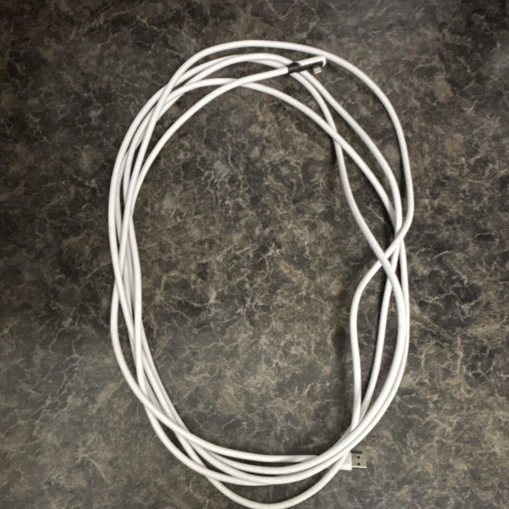 Meta Quest 3s VR Headset Bundle with Controllers, Carrying Case, and Link Cable