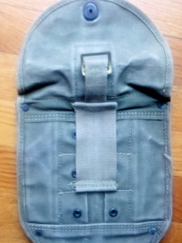 UNIQUE 1945 DTD BRITISH ADAPTED U.S. E-TOOL COVER Carrier shovel airborne