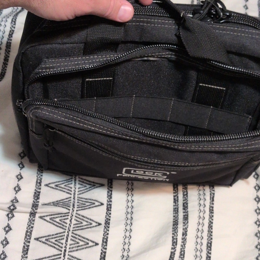GLOCK Black Nylon Soft Case Shooting Range Bag Zippered