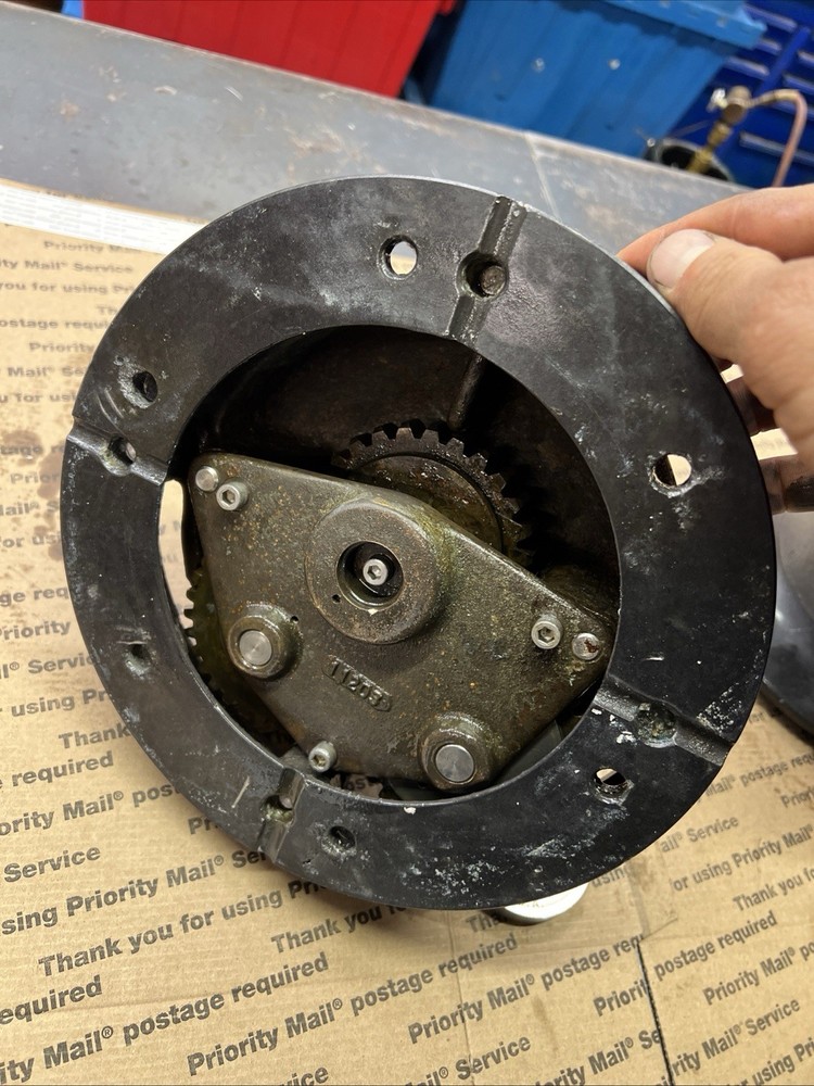 Barient 30 manual winch