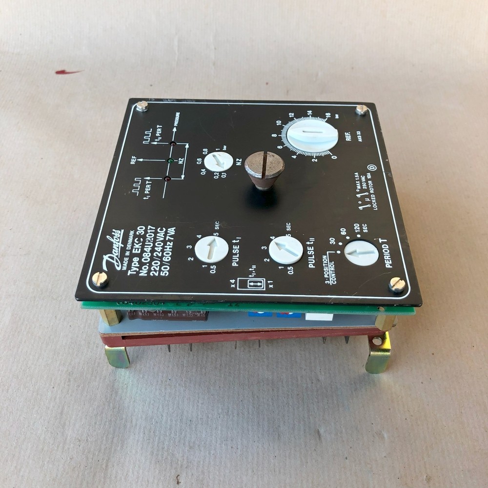 DANFOSS EKC30 CAPACITY REGULATOR 084U2017