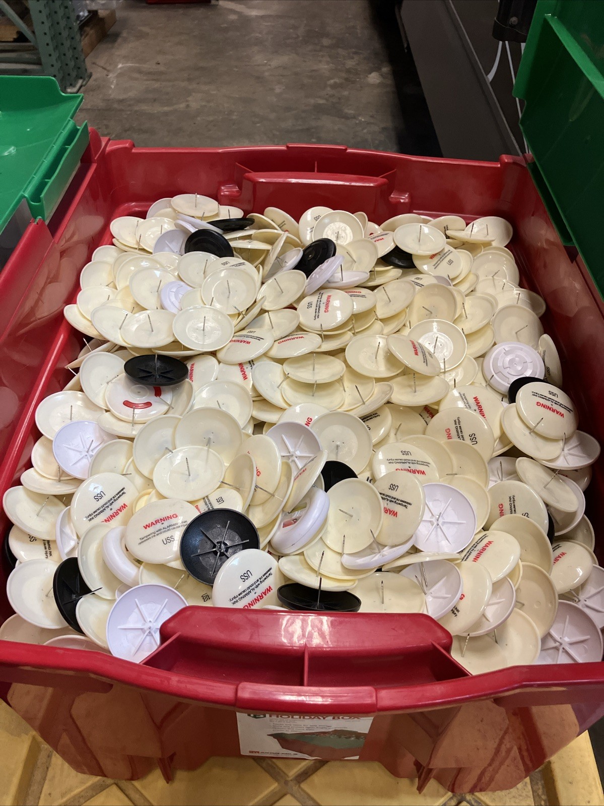 Lot Of 100 USS Security Ink Clothing Tags, Anti-Theft Pins for Retail Store Used