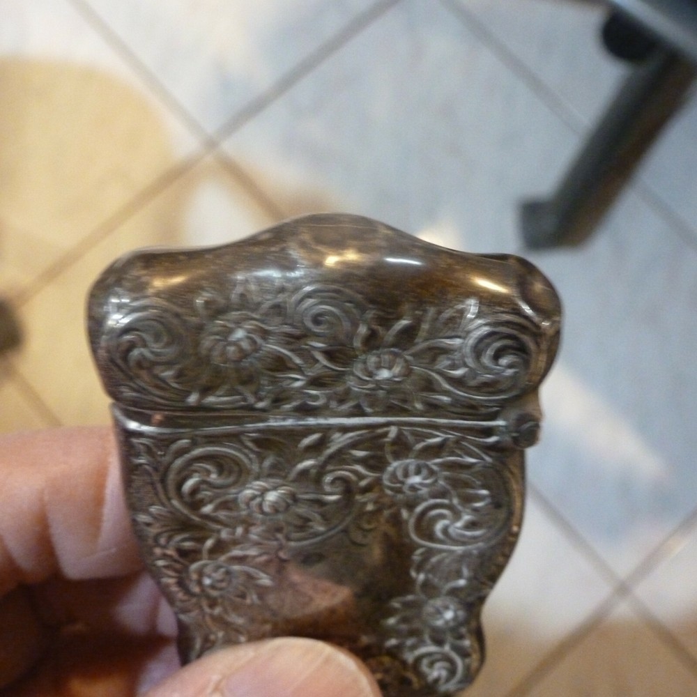 ANTIQUE 3D FLORAL STERLING SILVER MATCH SAFE