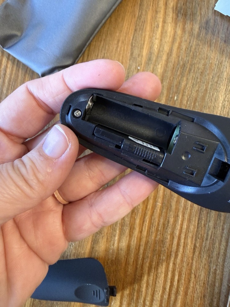 NEW Beboncool Black Wireless Presenter 2.4GHz Ergonomic Button
