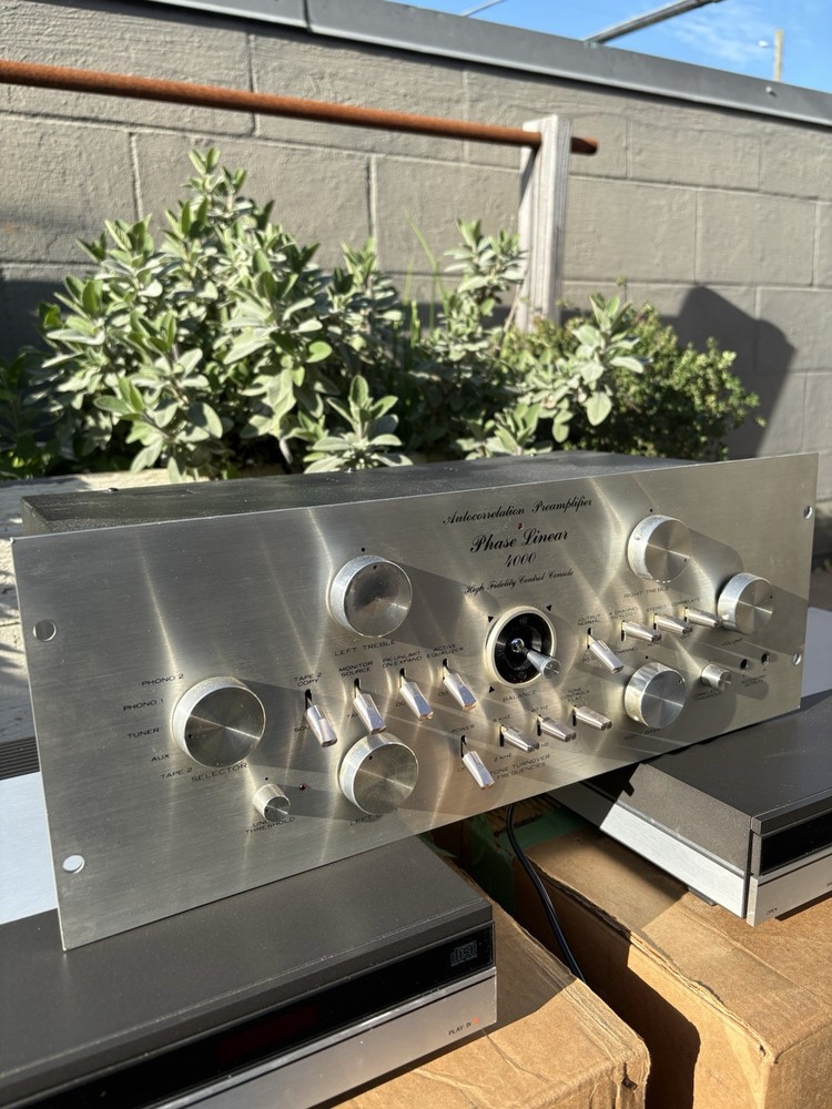 Phase Linear 4000 Autocorrelation Preamplifier