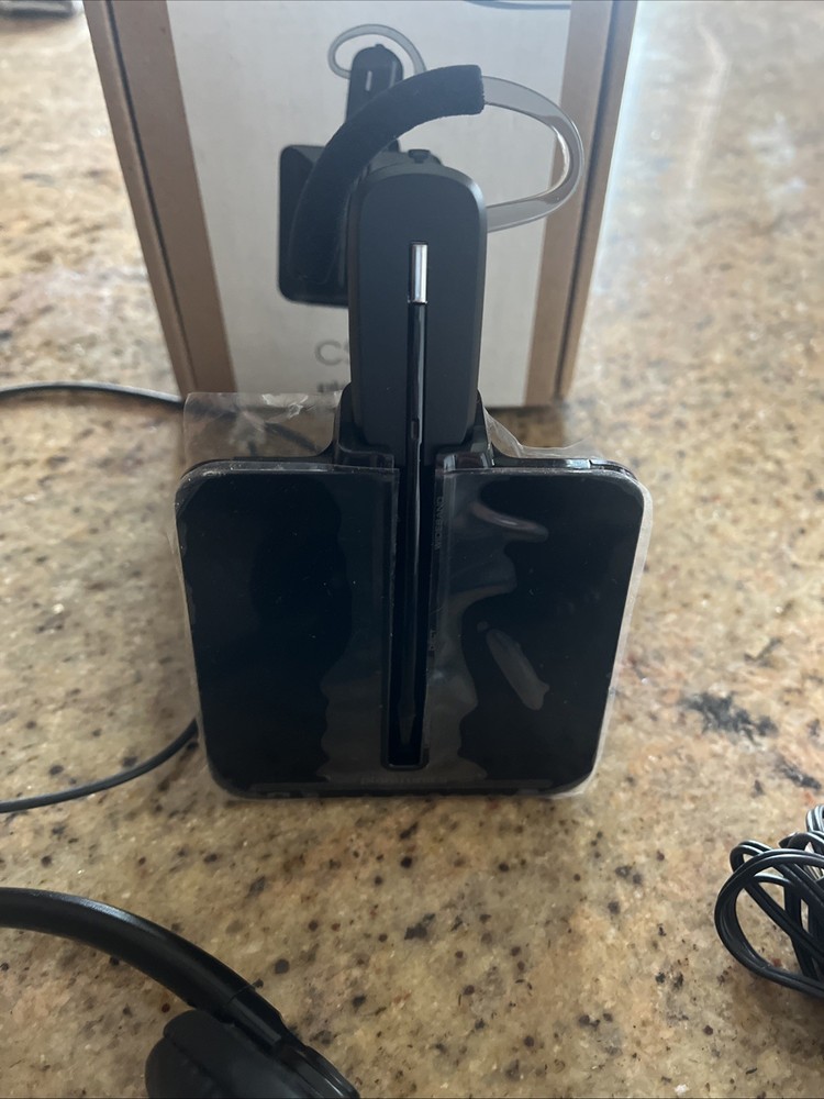 Plantronics CS540 Wireless Headset System 4pcs