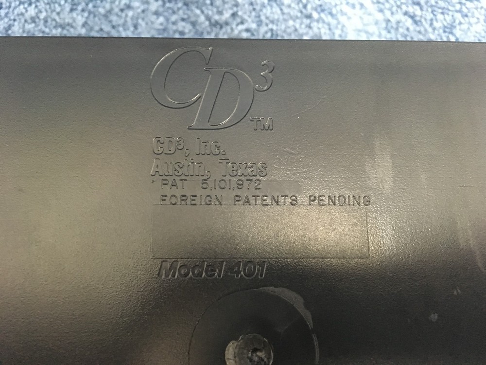 CD-3 MODEL 401 DESK-TOP HARD PLASTIC NUMBERED DISK STORAGE FOR 40 CD'S/DVD'S EUC