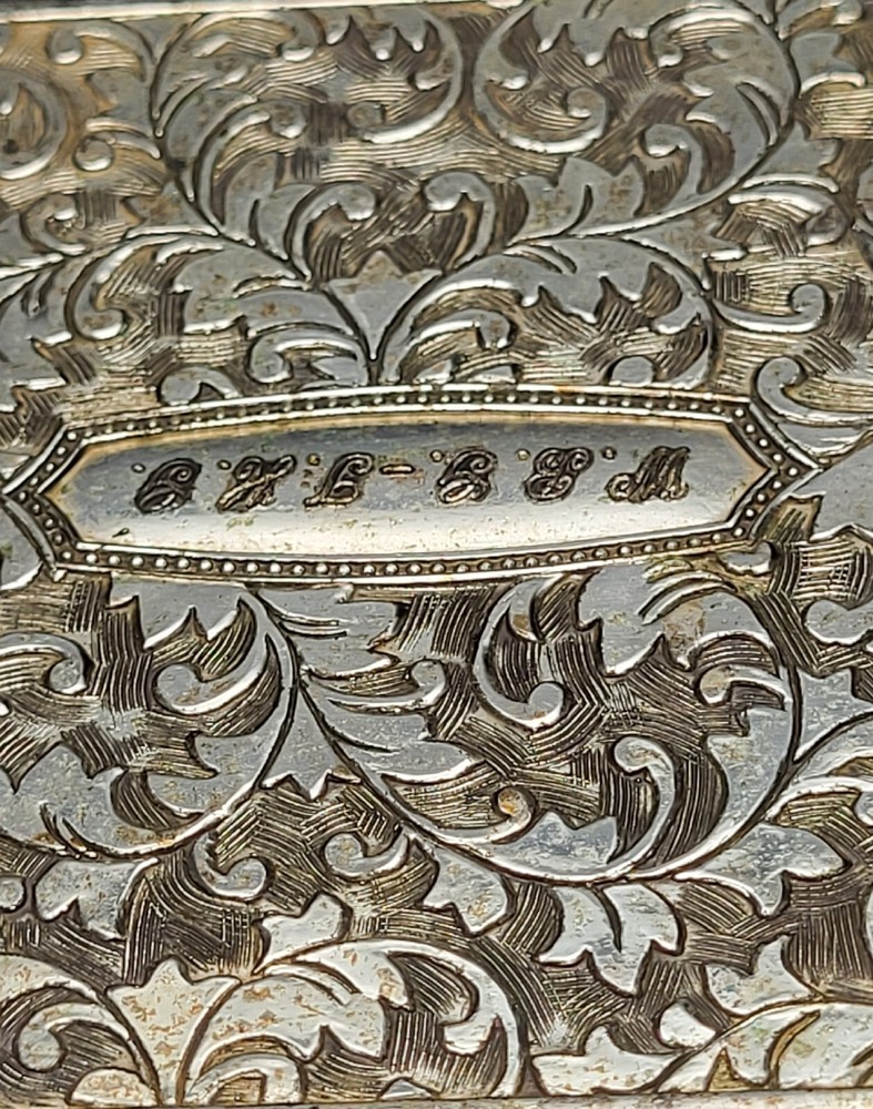 Vintage Silver Plated Lidded Cigarette Box Leaf Pattern 3.5"