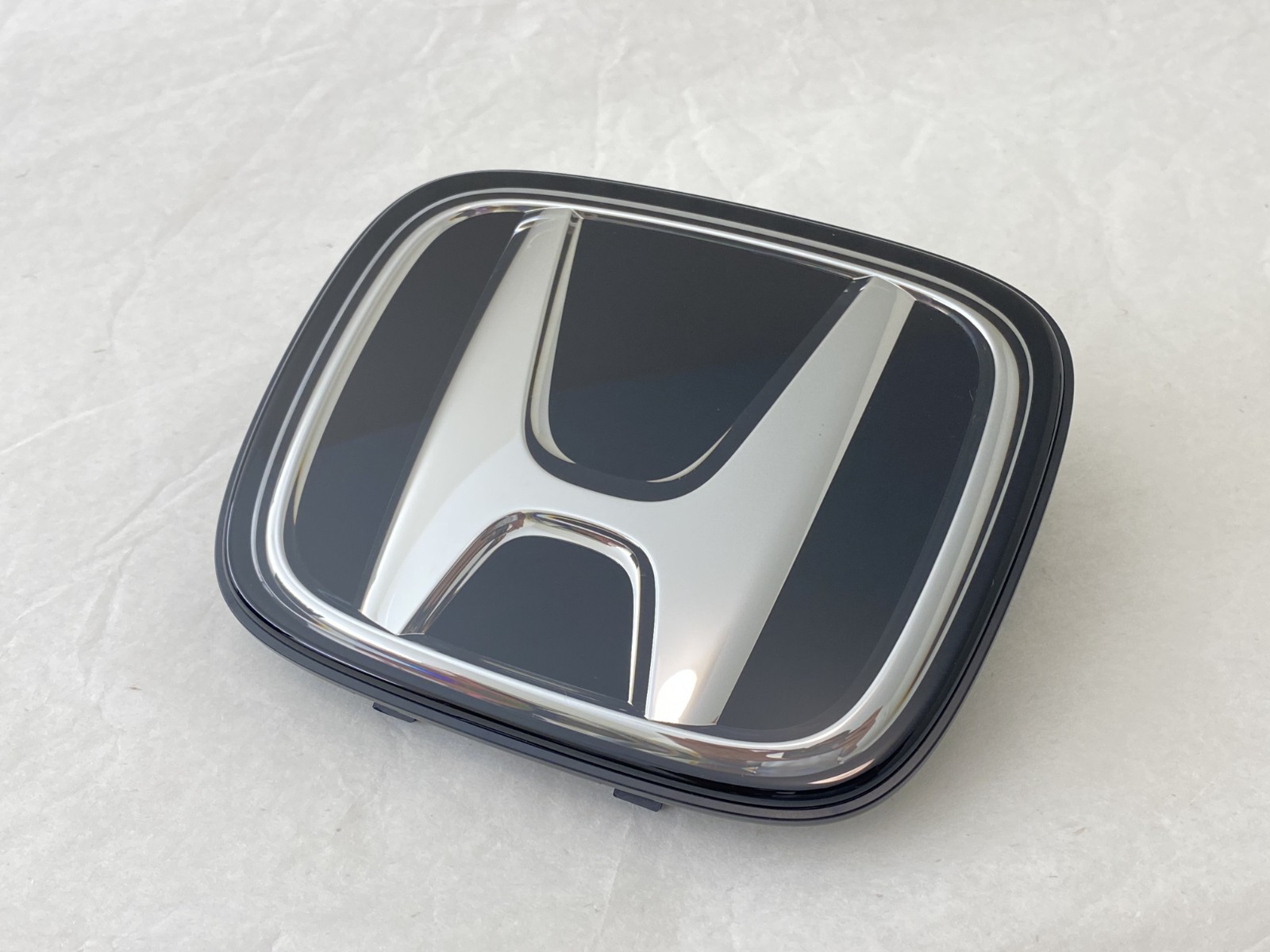 Emblem Logo For CR-V CRV 2023 - 2026 Front Grille Radar ACC 75710-3T0-J01