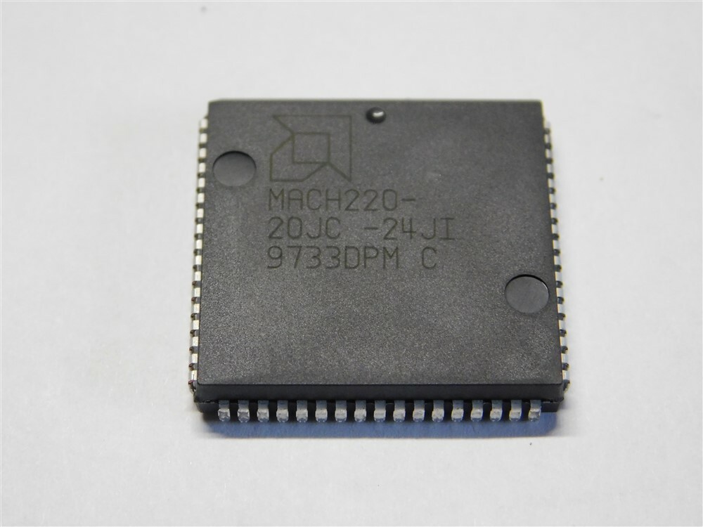 AMD MACH220-20JC-24JI High Density EE CMOS Programmable Logic IC 68-PLCC