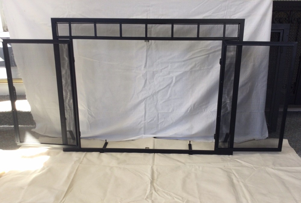 Minute Man fireplace screen with doors