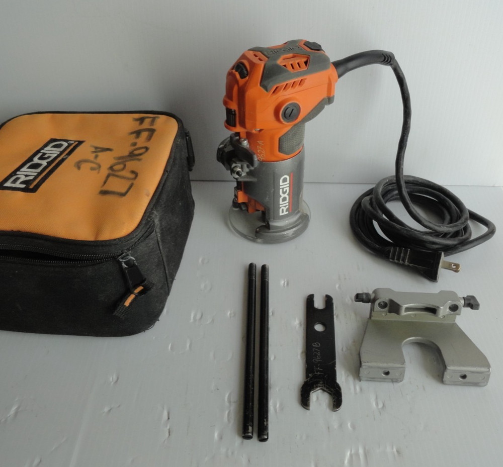 Ridgid R2401 Router