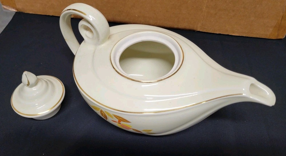 Autumn Leaf Aladdin Teapot
