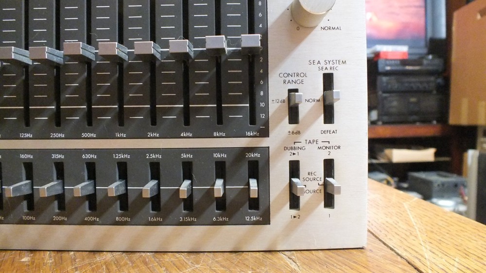 RARE JVC VICTOR LABRATORY STEREO GRAPHIC EQUALIZER