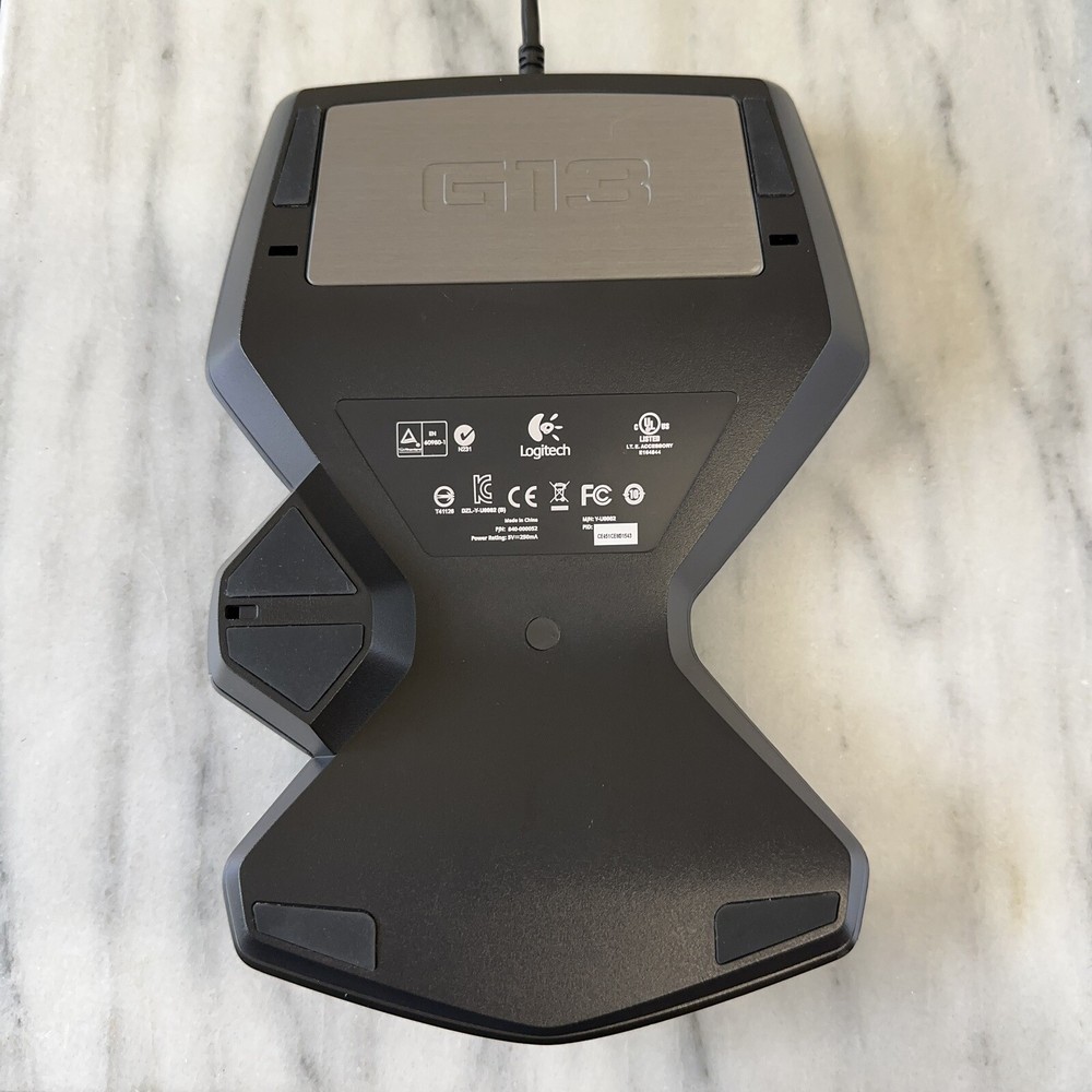 Logitech G13 USB Programmable Gameboard with LCD Display