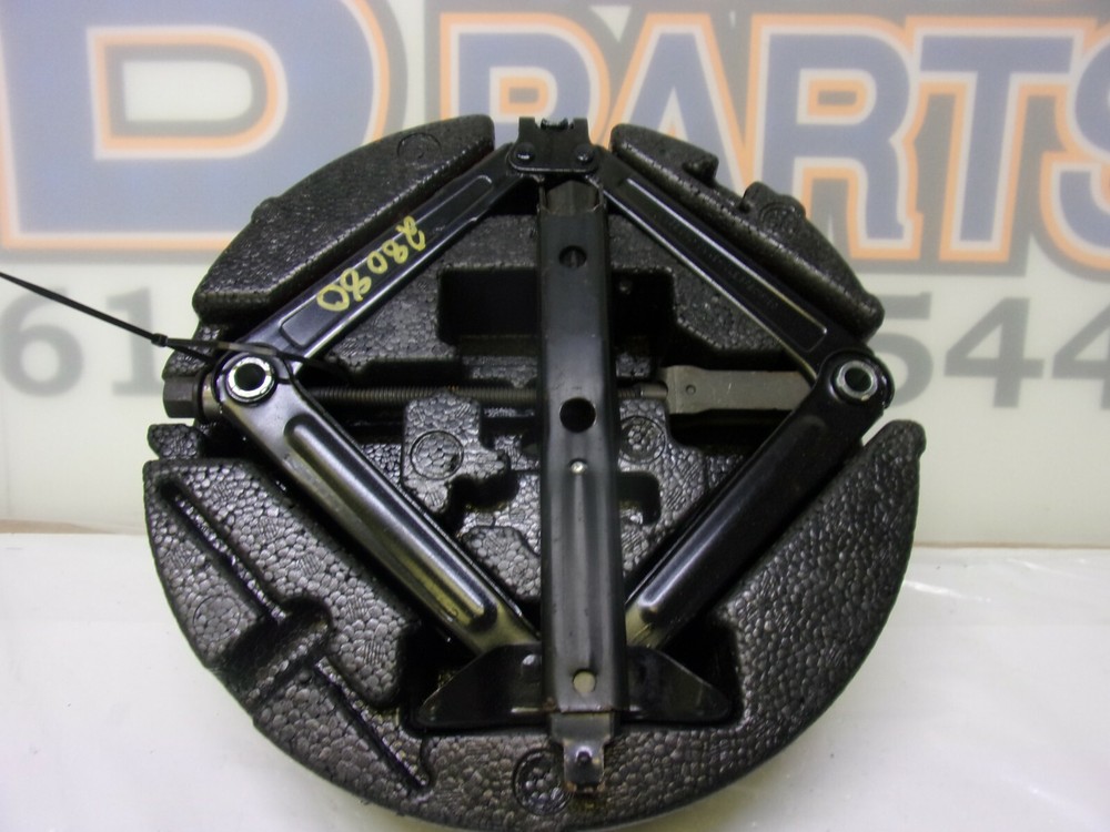 CHEVROLET CRUZE Jack 2012