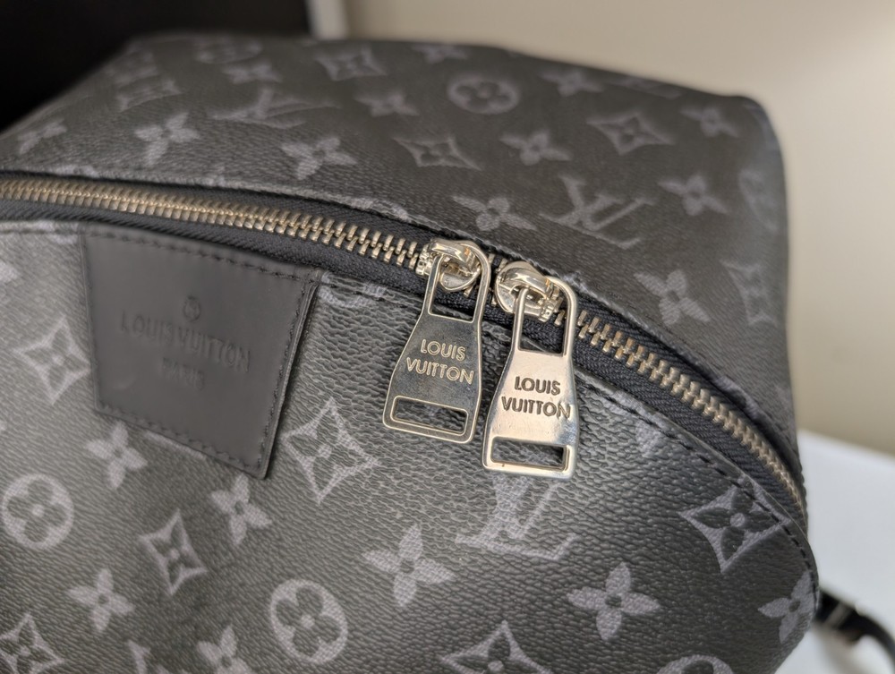 Louis Vuitton Backpack -- Discovery PM Monogram Eclipse Black -- Great Condition