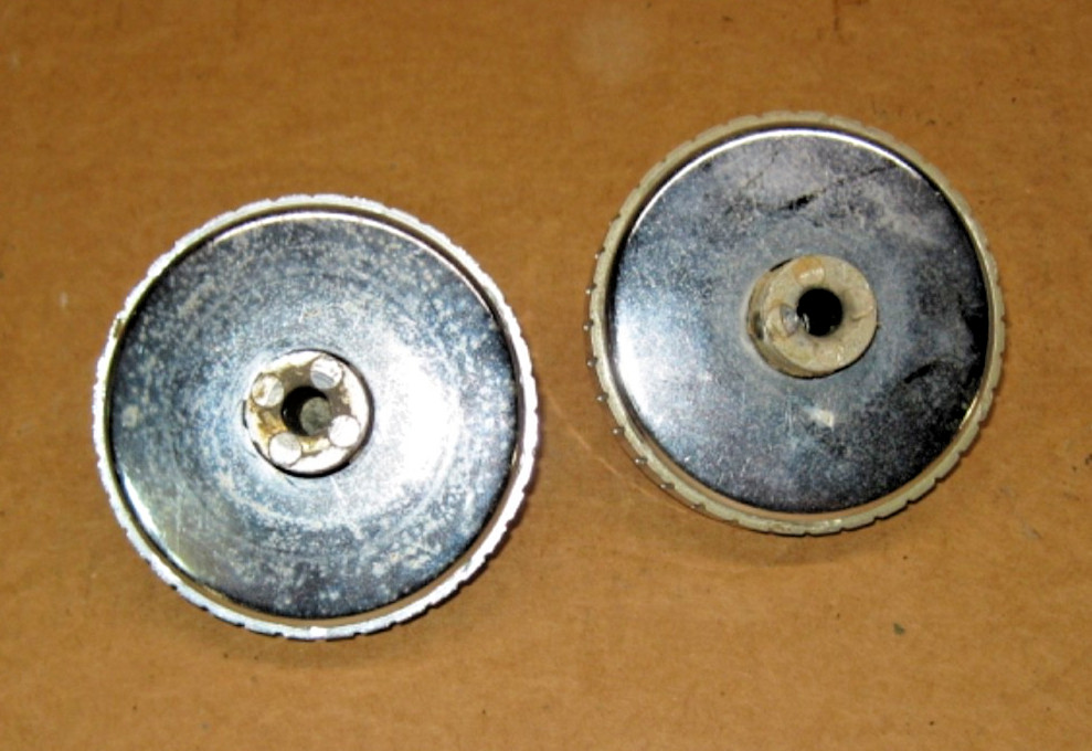 Craftsman 10" table saw hand wheels (pair) 3/8" bore, spinning knobs