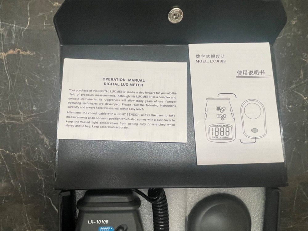 Professional LX1010B Digital Lux Meter- 0-50000
