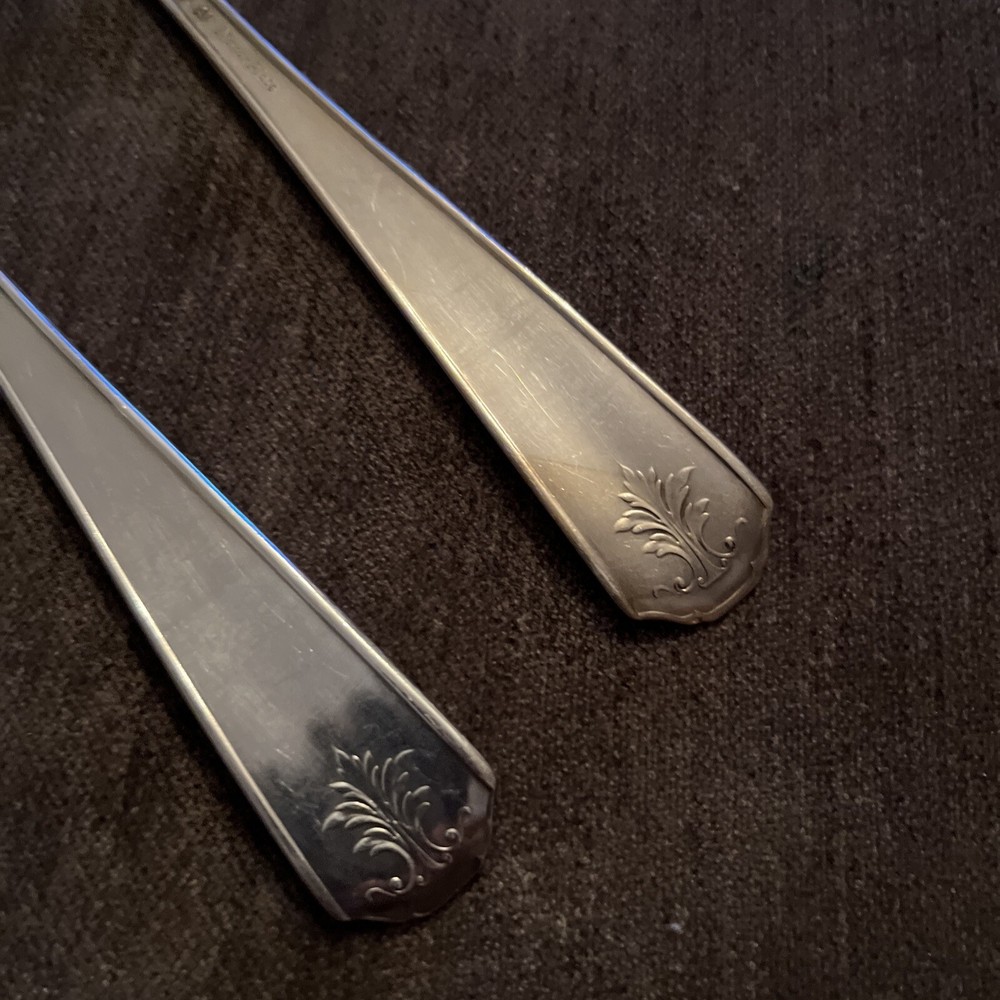 2 R&B Rogers & Bros LYRIC Pattern Silverplate Flatware Solid Serving Spoons 8.25