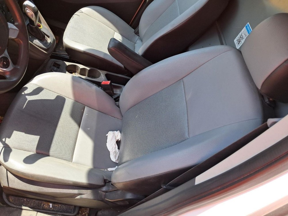 TRANSCNCT 2017 Glove Box 4783078