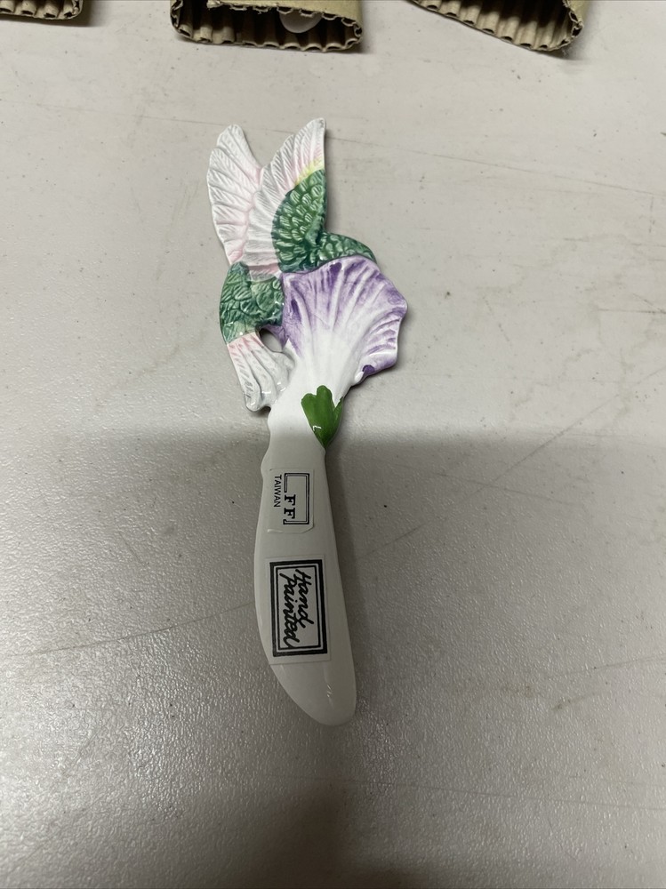 Hand painted SPREADER Ceramic - HUMMINGBIRD design - New in Package